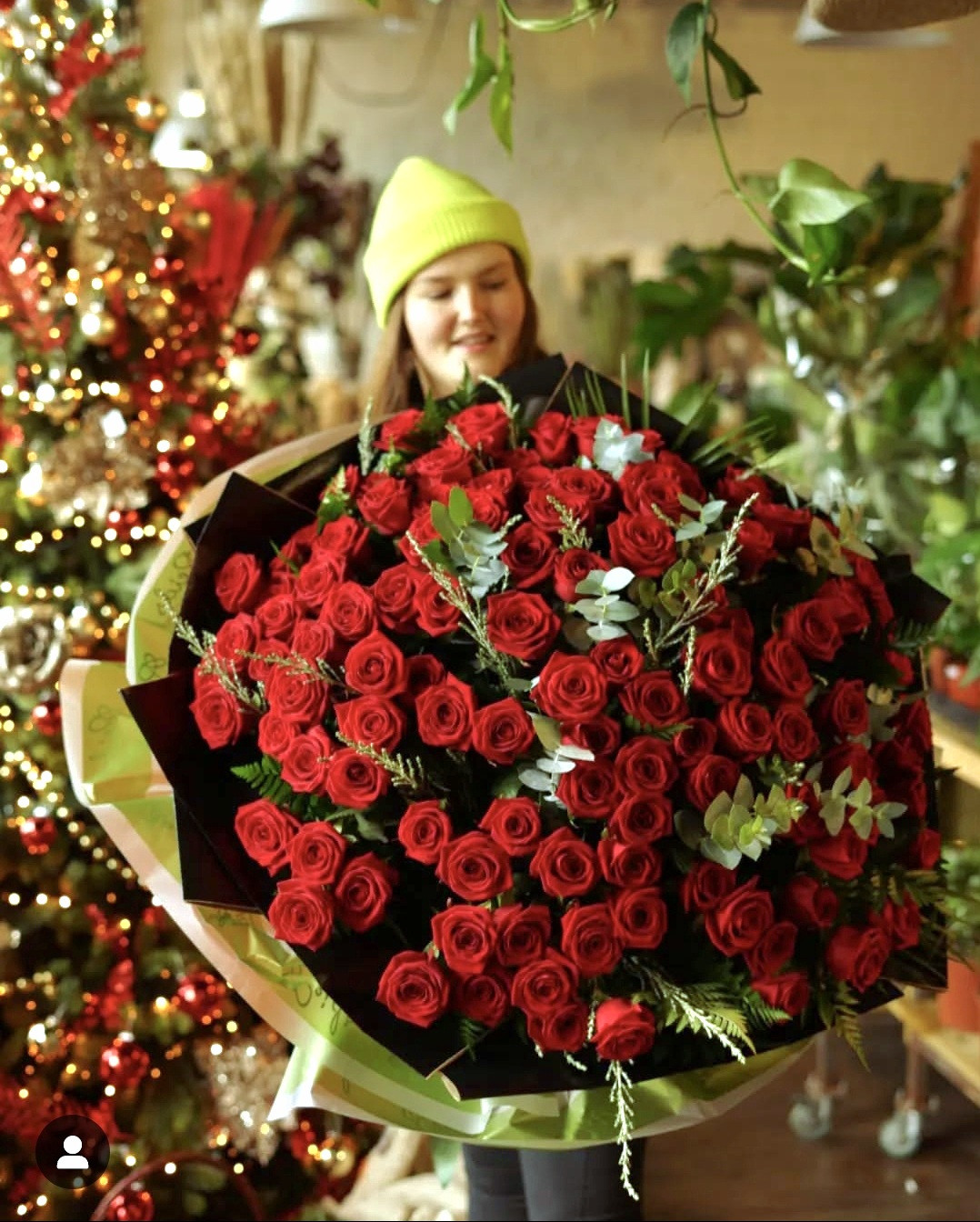 100 luxury Red roses