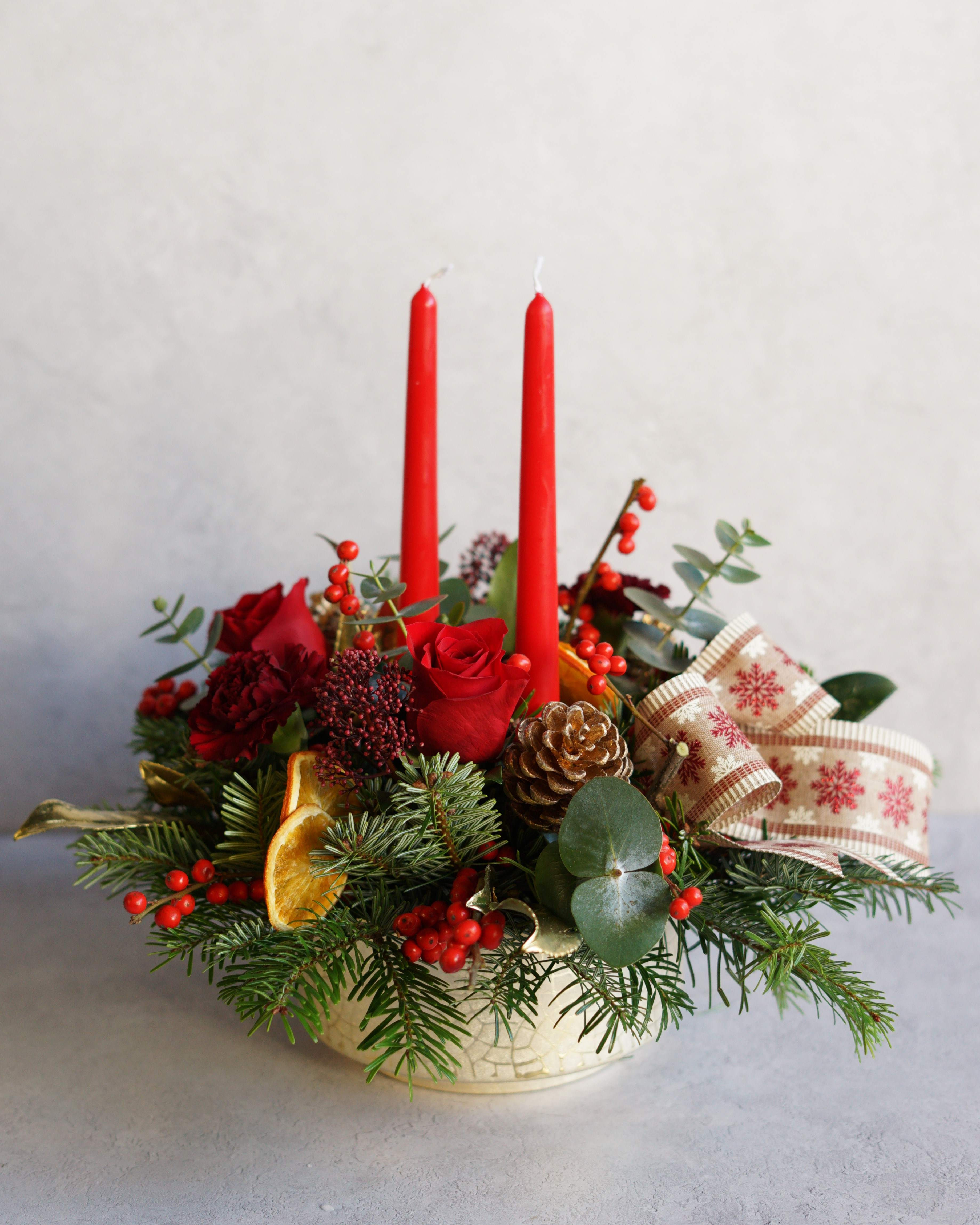 Red Candle Table Centre