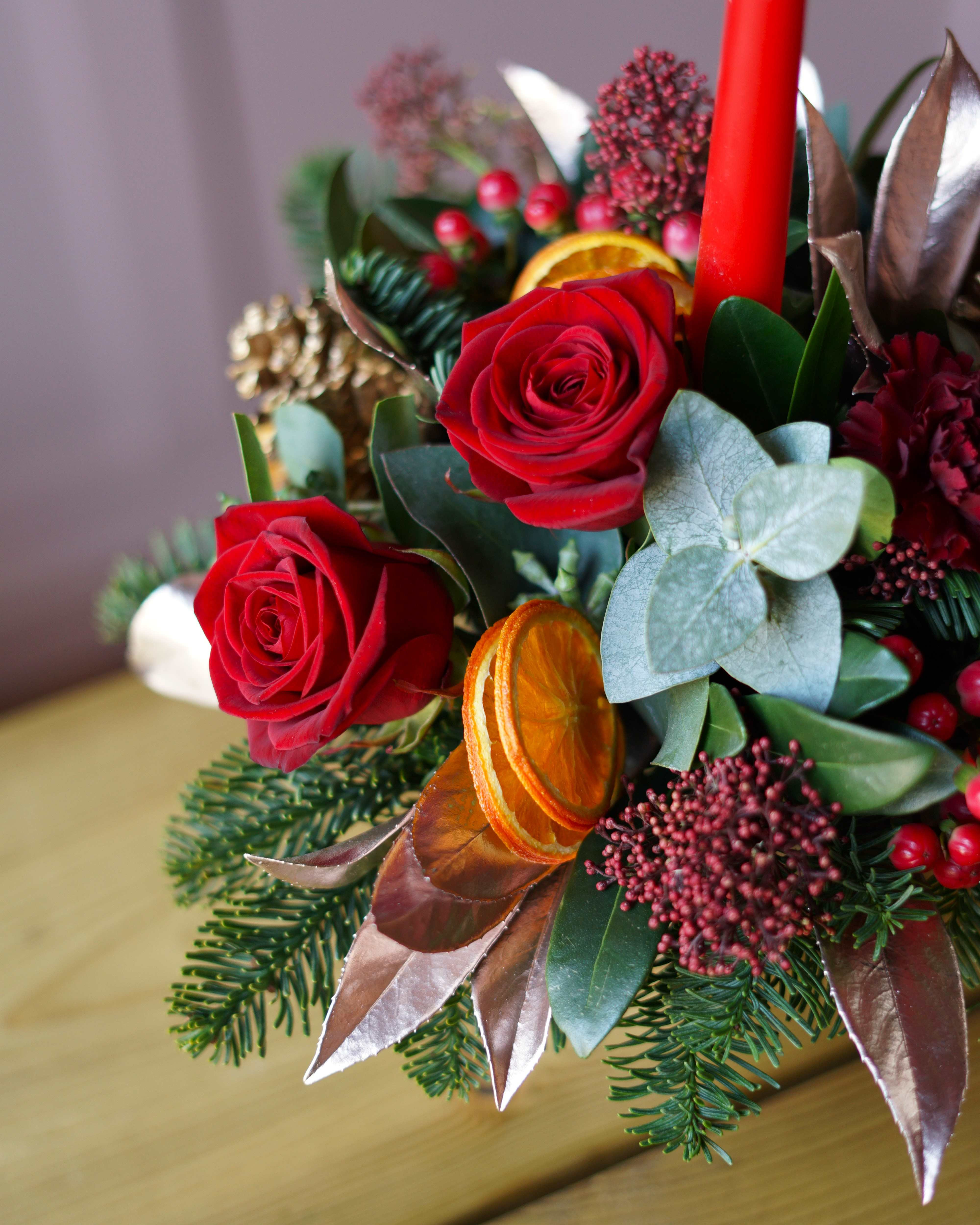 Single Candle Christmas Arrangement